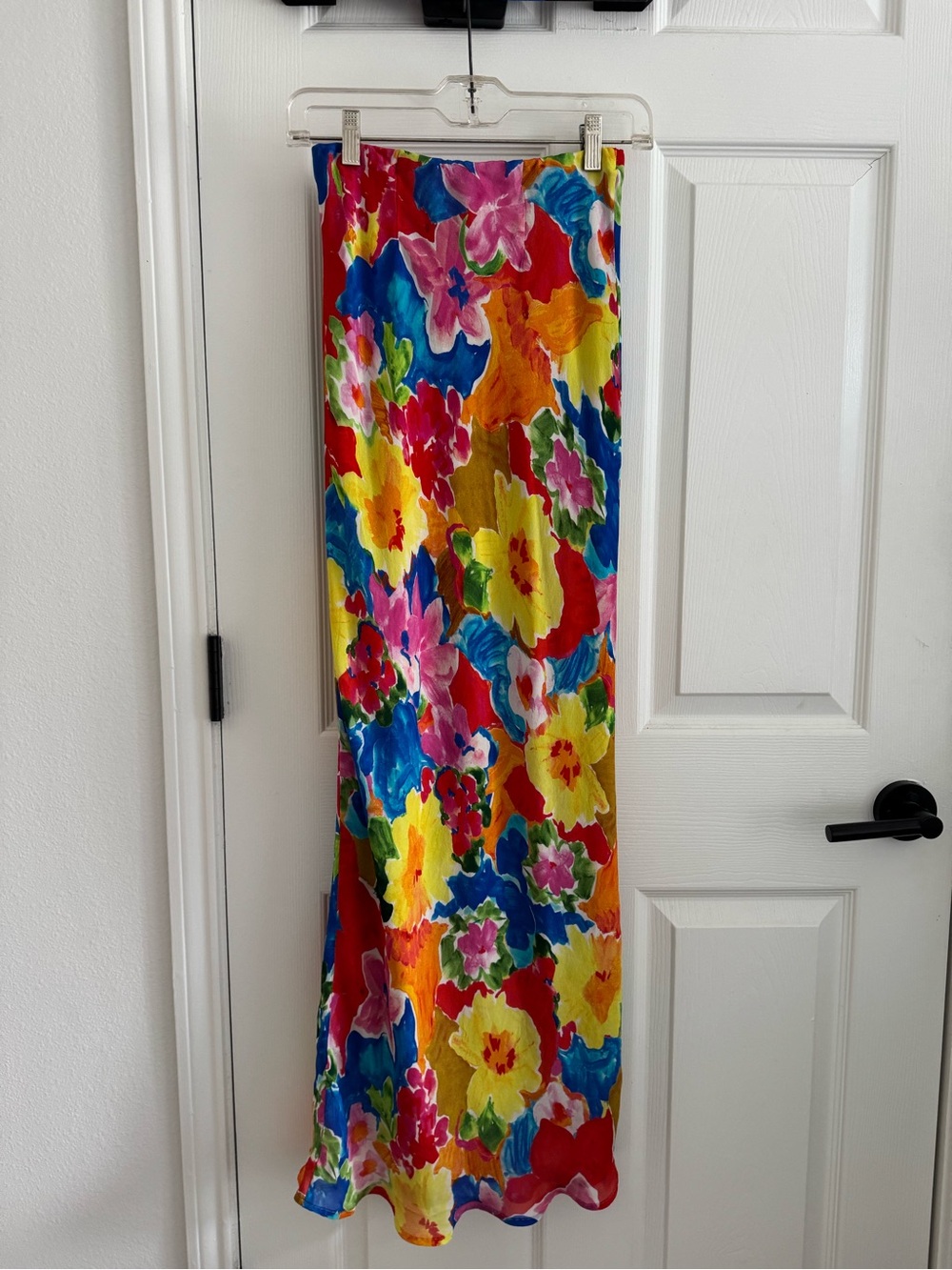Rumored Colorful Floral Print Skirt - Picture 3 of 4